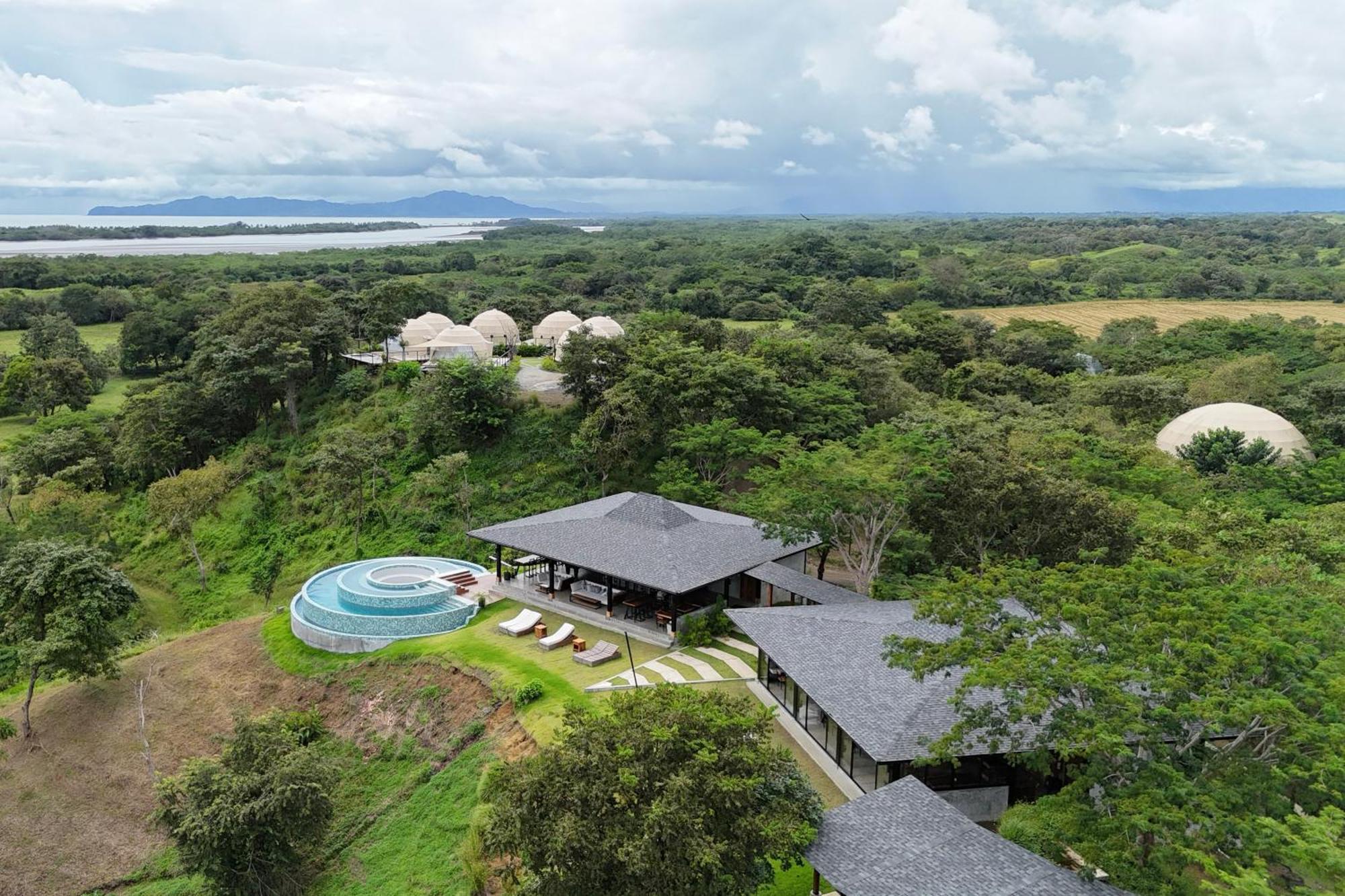 Hotel Alaya Yoga & Surf & Retreat Playa Venao Exterior foto